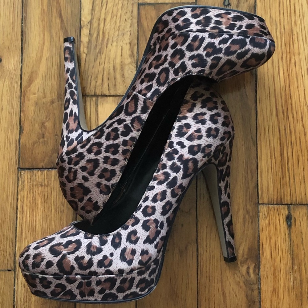 Cheetah Platform Pumps